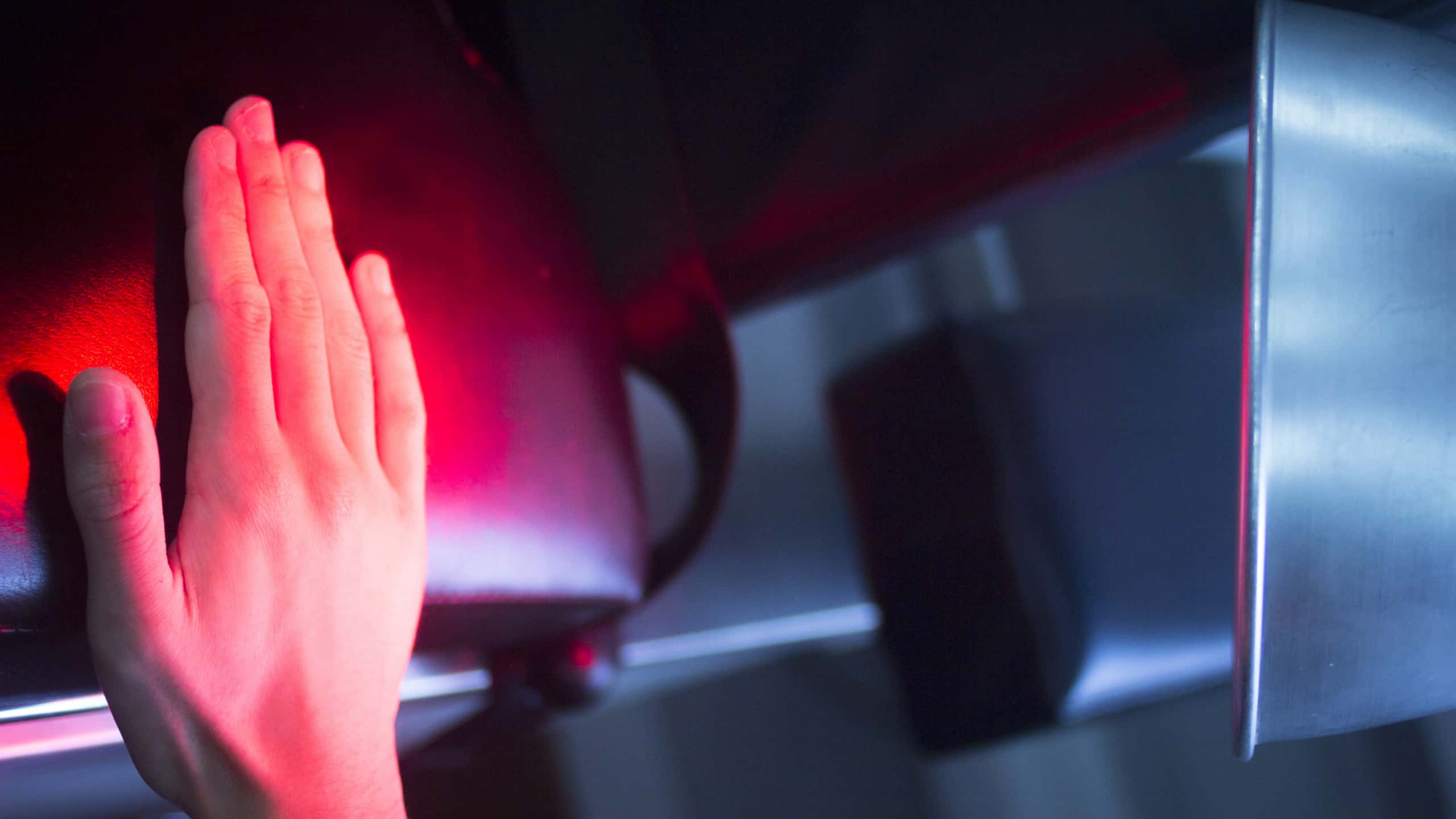Unveil Your Skin’s Natural Radiance with an Amazing Red Light Therapy Bed